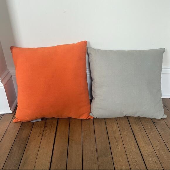 Land of Nod Retro Robot Throw Pillow Decorative Boys Bedroom Set of 2 - Picture 5 of 6